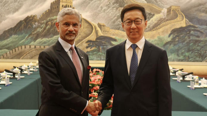 Jaishankar Meets Chinese Vice President, Backs China’s SCO Presidency Amid Warming India-China Ties