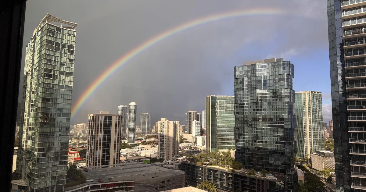 Hawaii Tsunami Live Cam Captures ‘Most Beautiful’ Scene Before Disaster Strikes