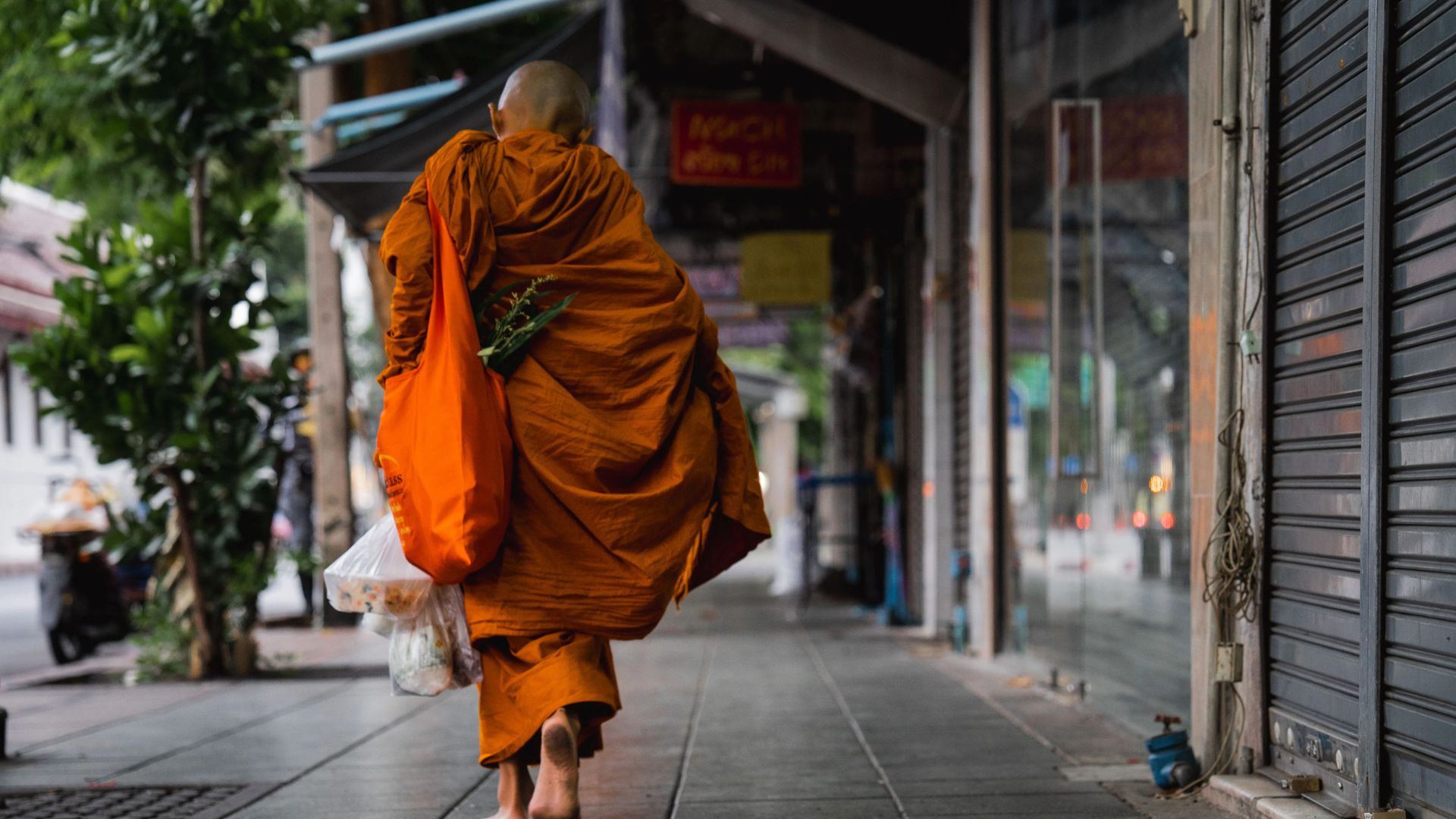 Thai Monk Scandal: Woman Claims She Had Abbot’s Child