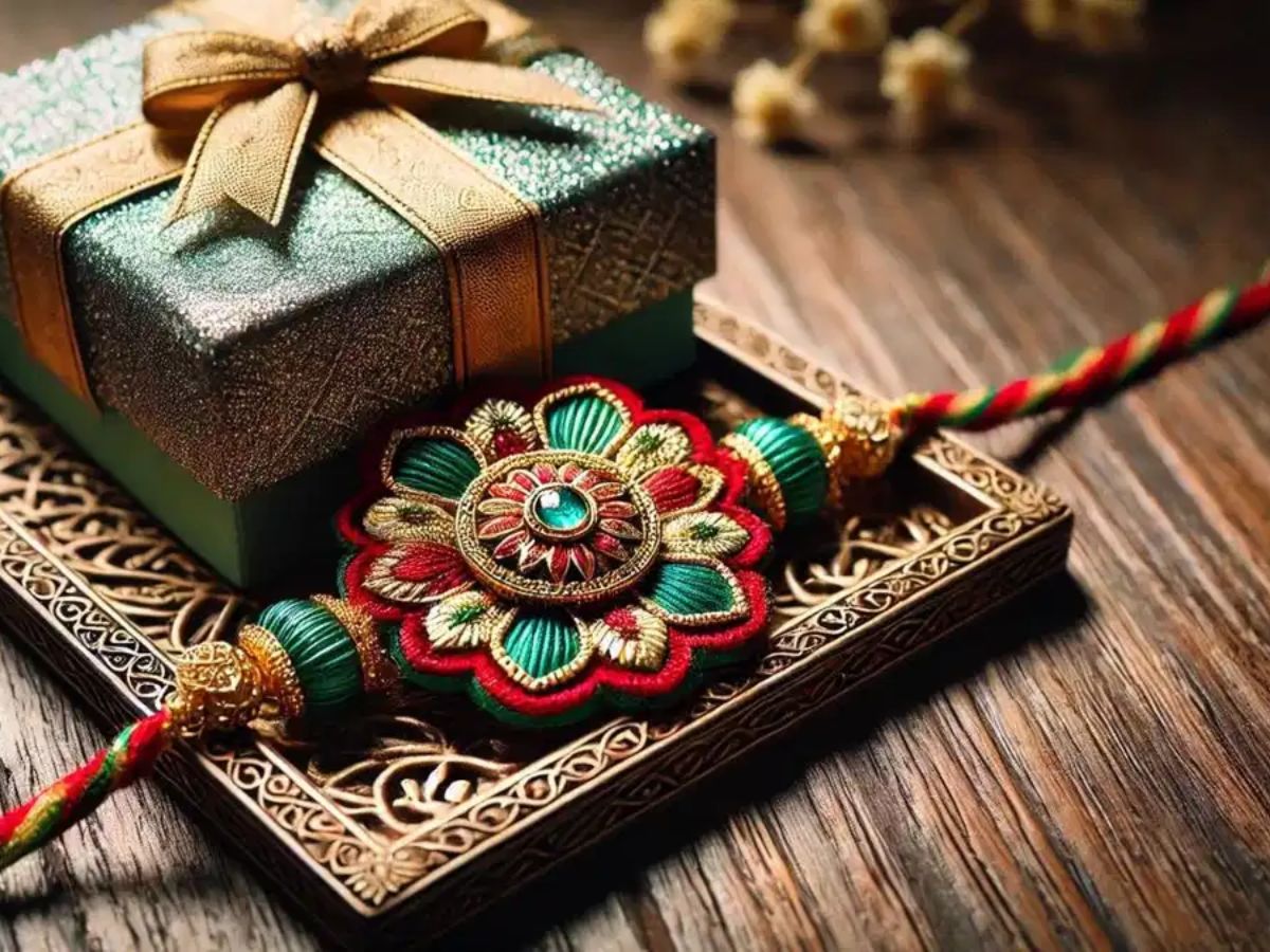 Man Struggling With Rent Receives Gift From Stranger ‘Elder Sis’ on Raksha Bandhan