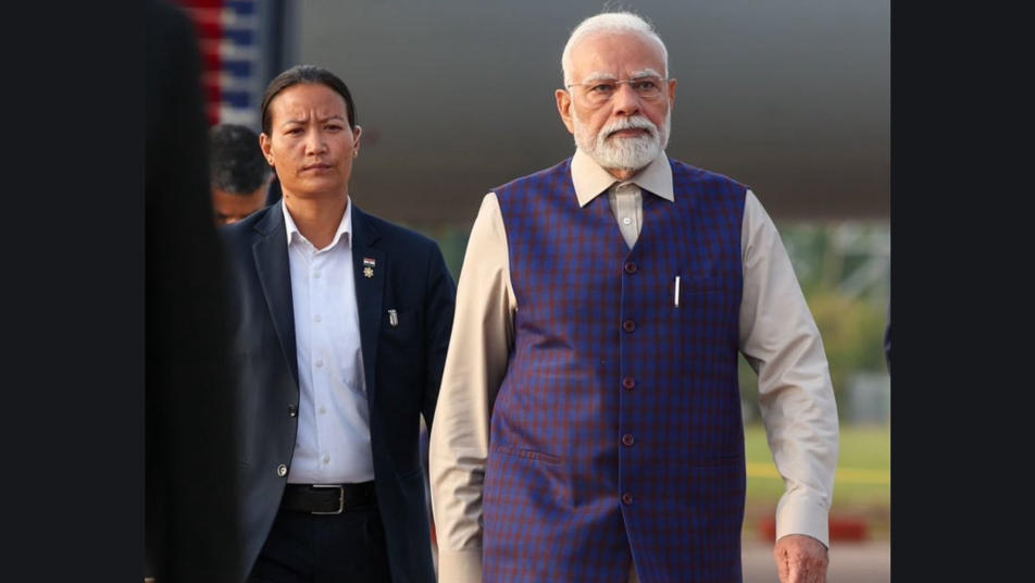 Adaso Kapesa Earns Spotlight as First Female SPG Officer with PM Modi