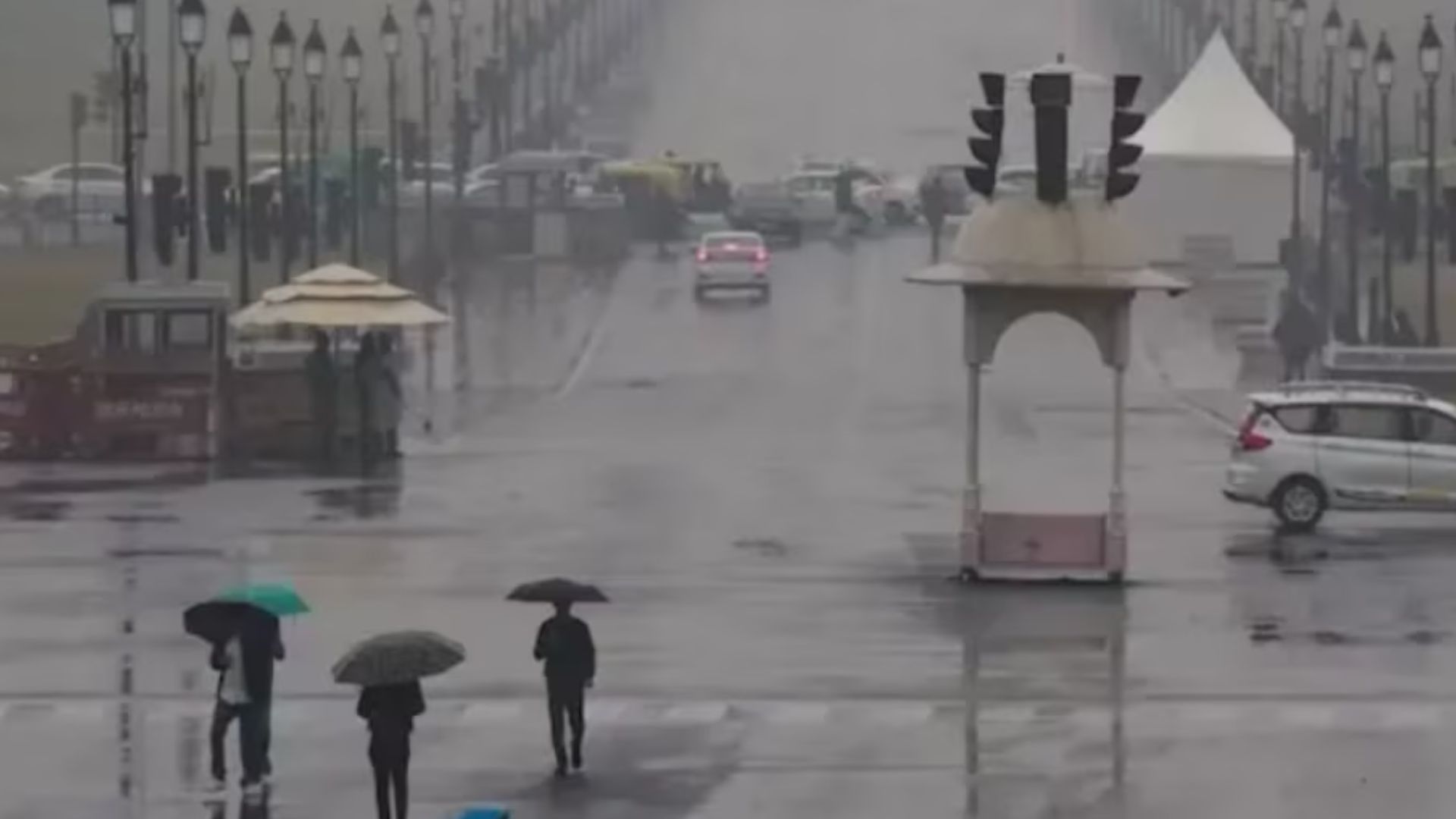 Delhi-NCR Weather and Traffic Report for August 4, 2025