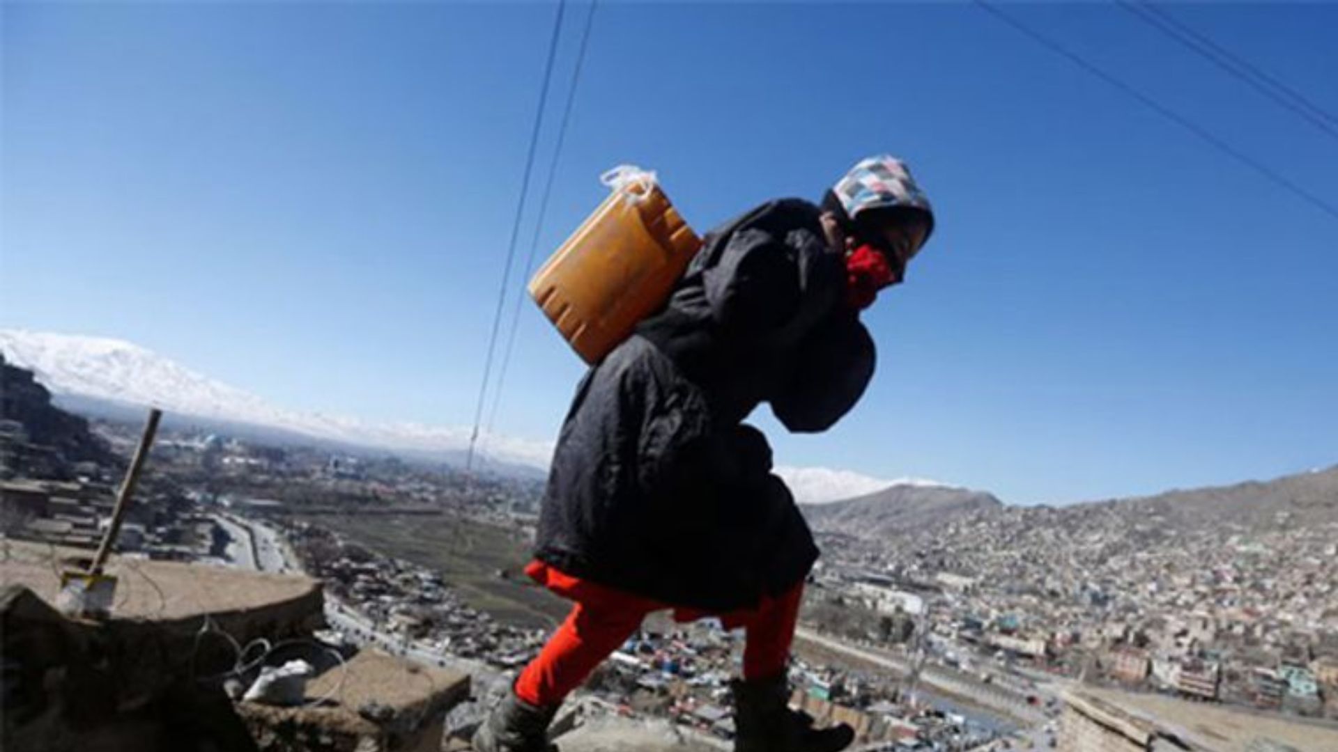 Kabul residents struggle daily amid severe water shortages and queues