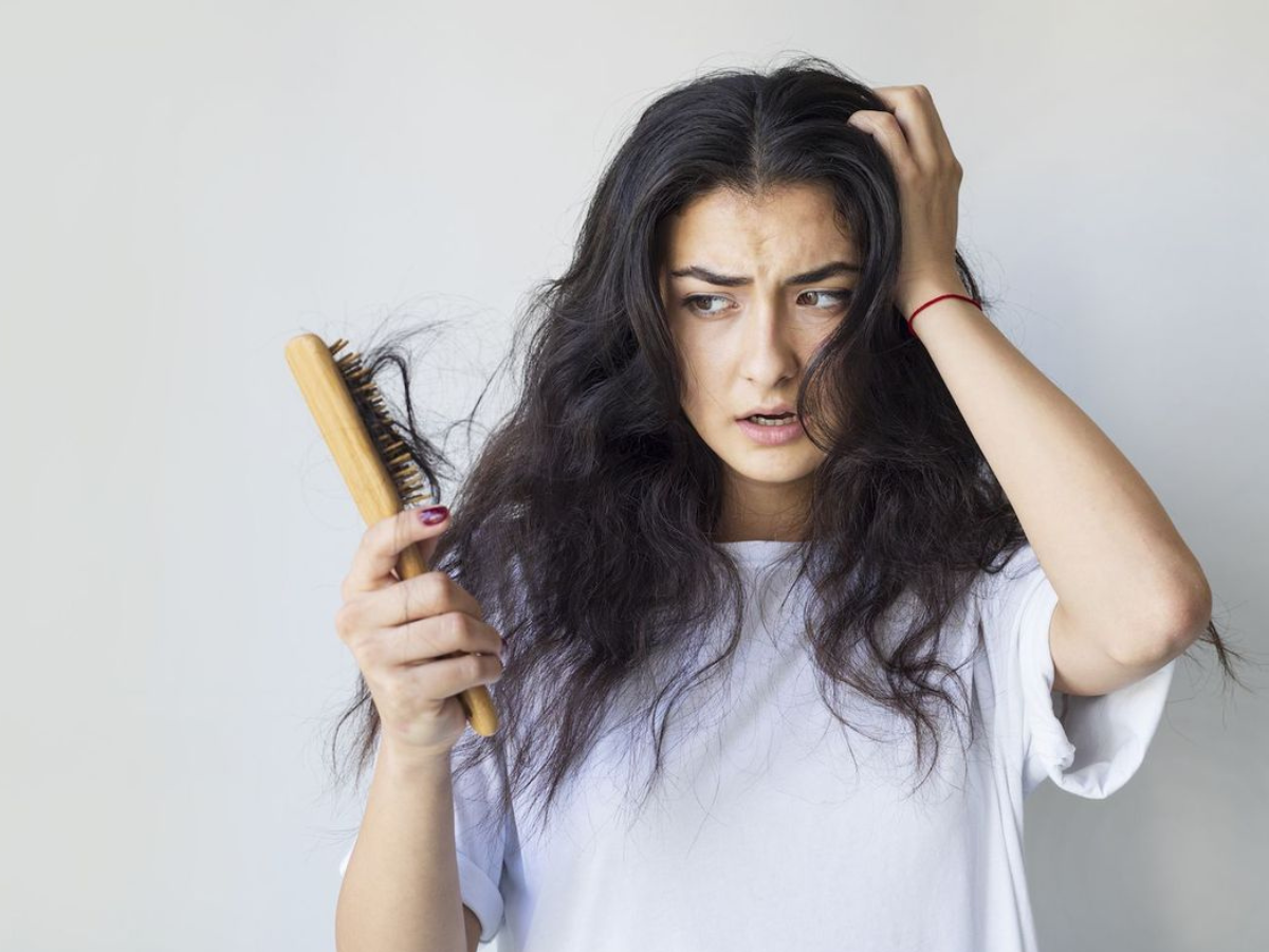 Weak hair and nails often indicate Vitamin C shortage. - Photo Gallery