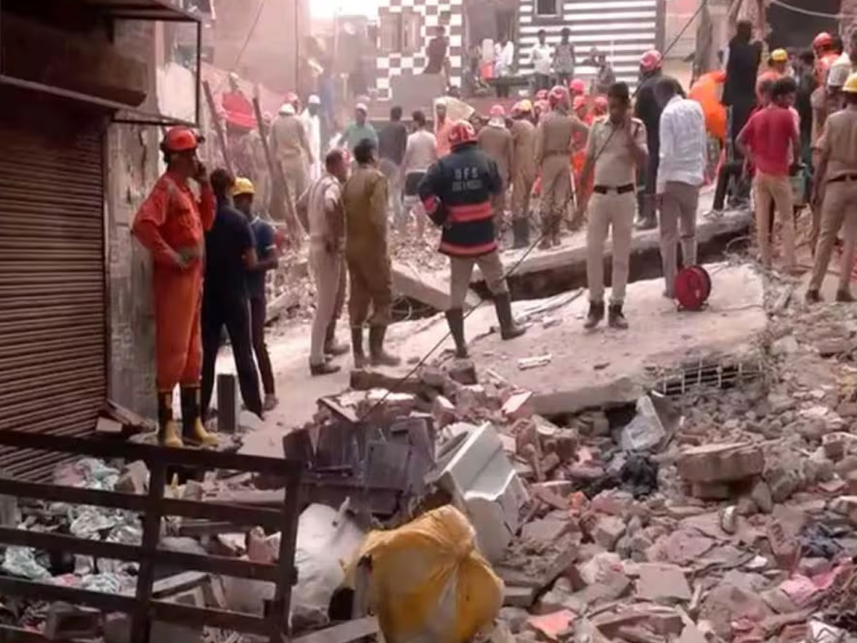 Building Collapse in Delhi’s Daryaganj Kills 3, Rescue Operations Continue | Watch