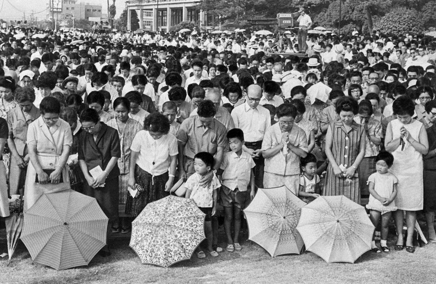 Hiroshima Survivors: Rare Photos of Life After the Atomic Bomb - Gallery Image