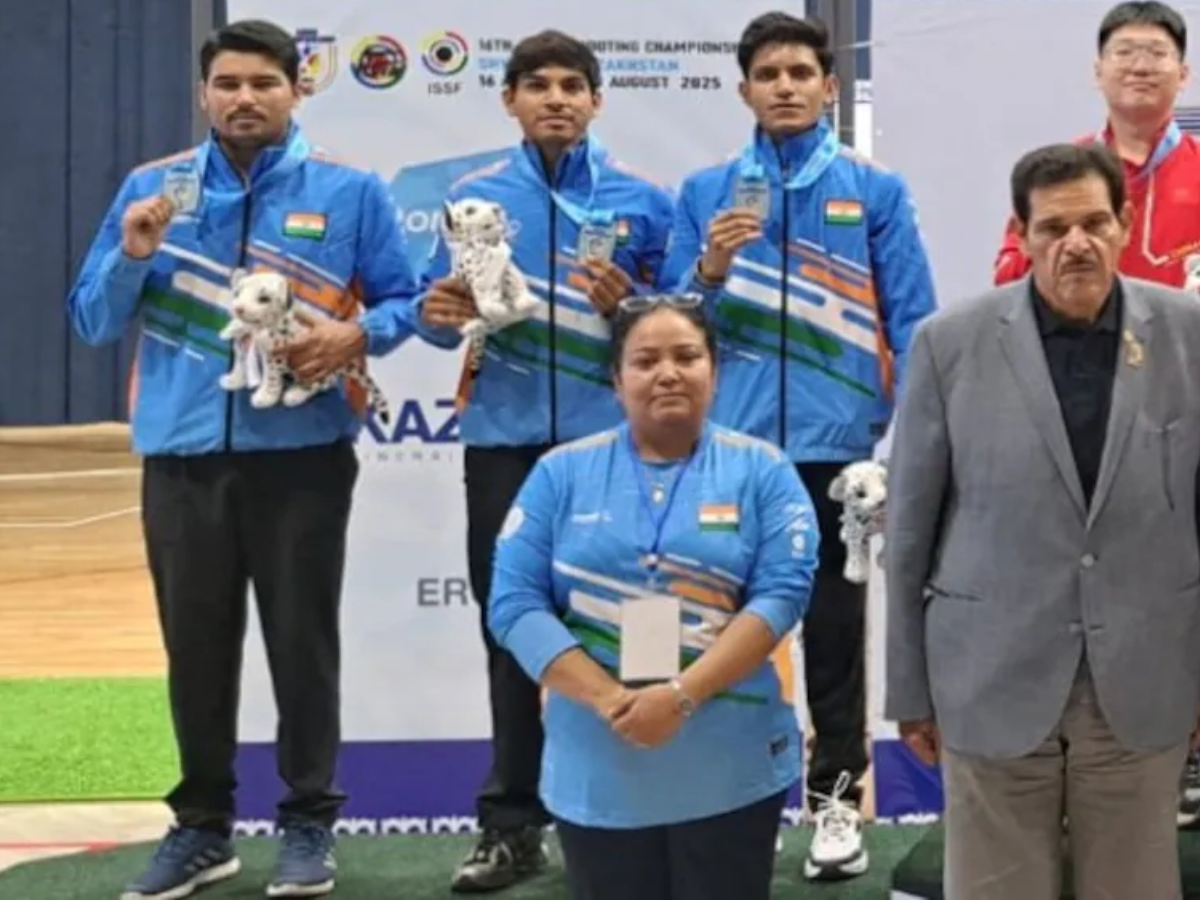 India Men’s 10m Air Pistol Team Secures Silver Medal at Asian Shooting Championships