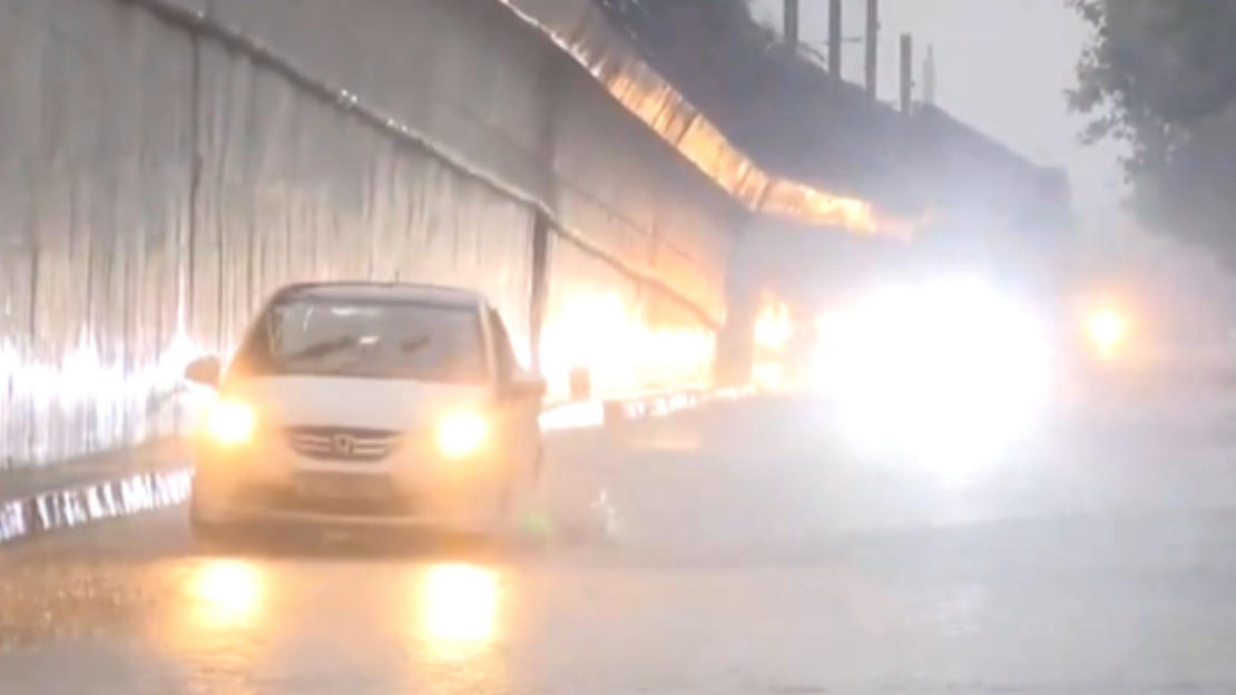 Heavy Rains Lash Delhi, Trigger Waterlogging; IMD Issues Red Alert