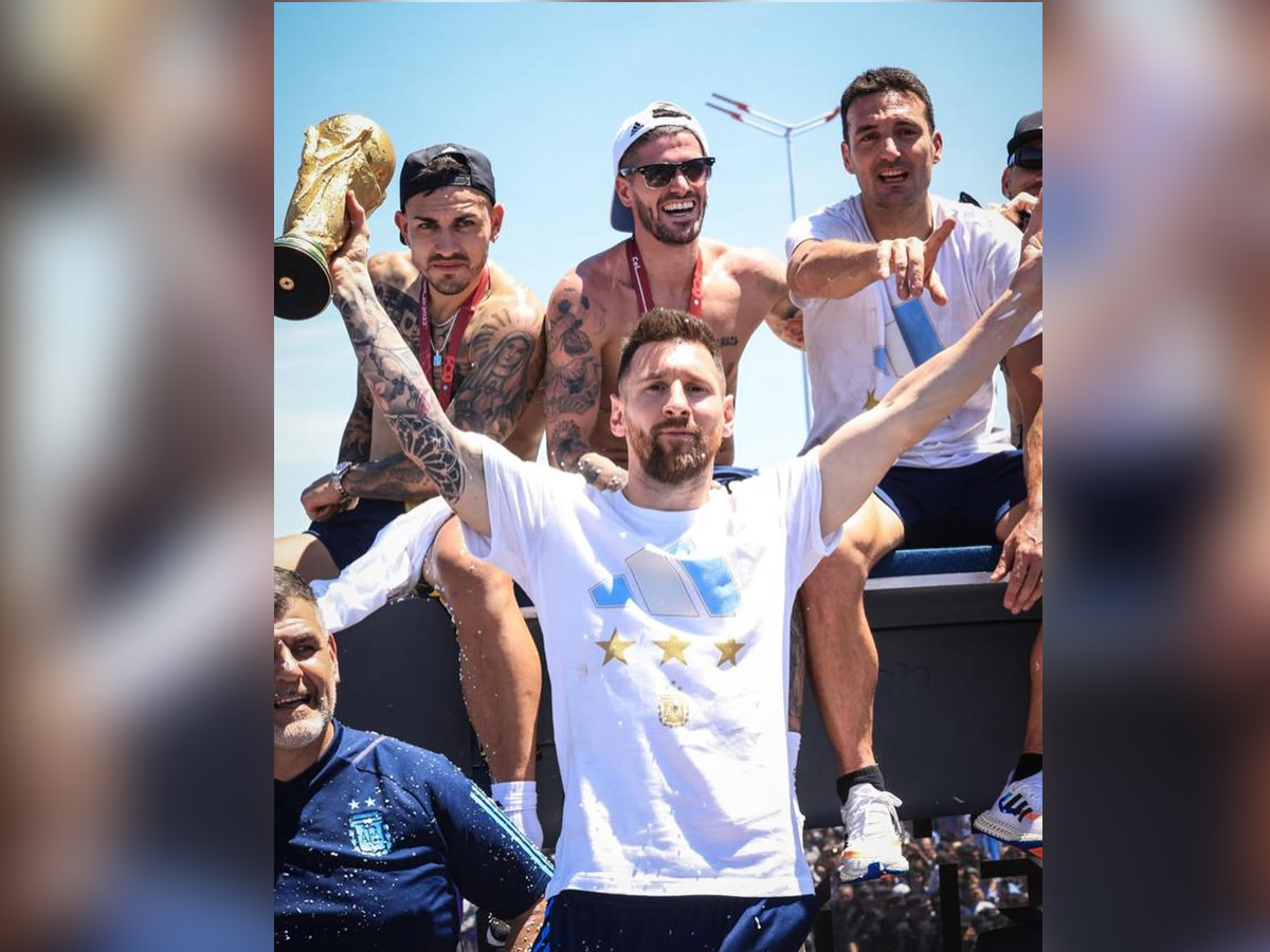 Taylor Swift Joins the List: 10 Most-Liked Instagram Posts of All Time - Gallery Image