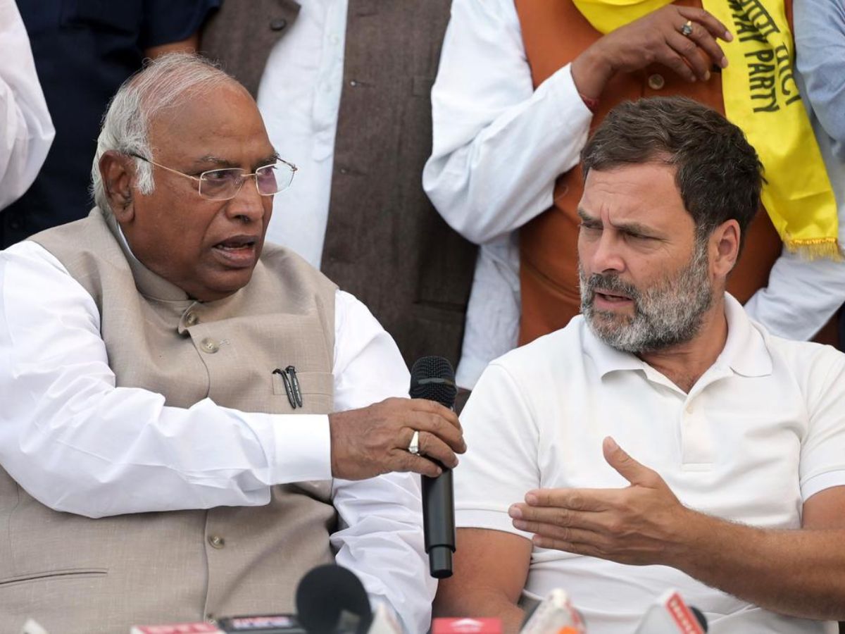 ‘Pak Lover’: Rahul Gandhi, Kharge Slammed for Skipping Independence Day Event