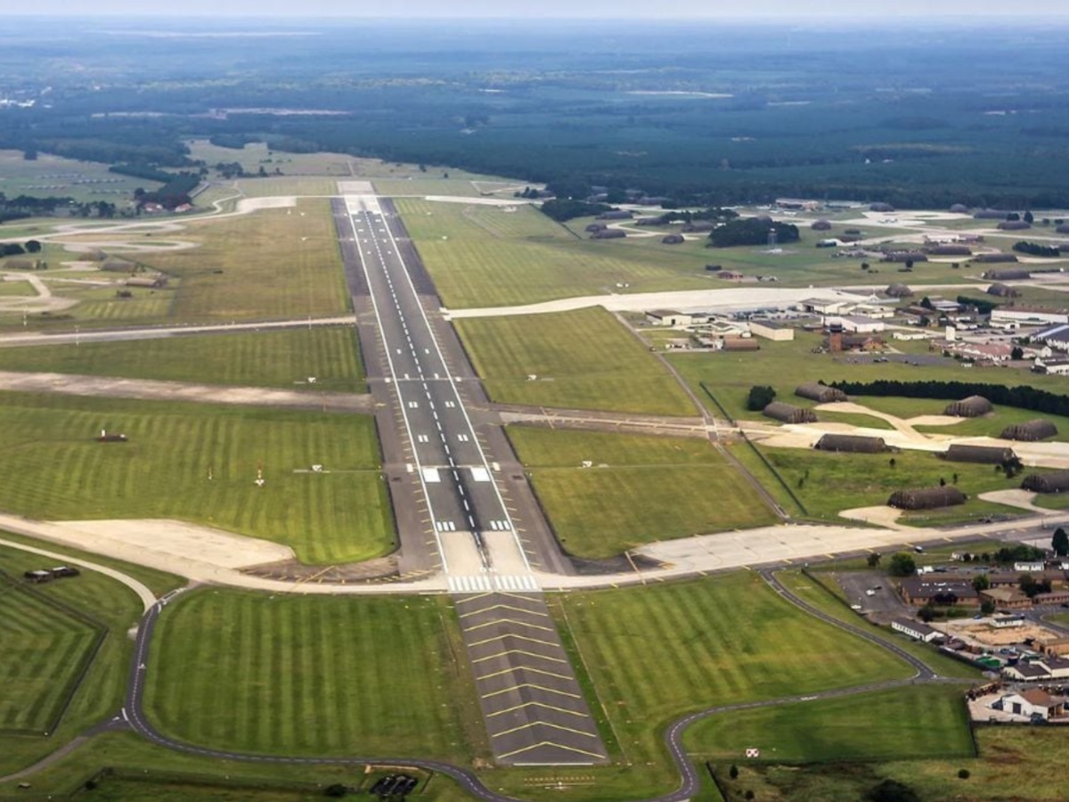 US Redeploys Nukes to UK After 16 Years — A Warning to Putin?