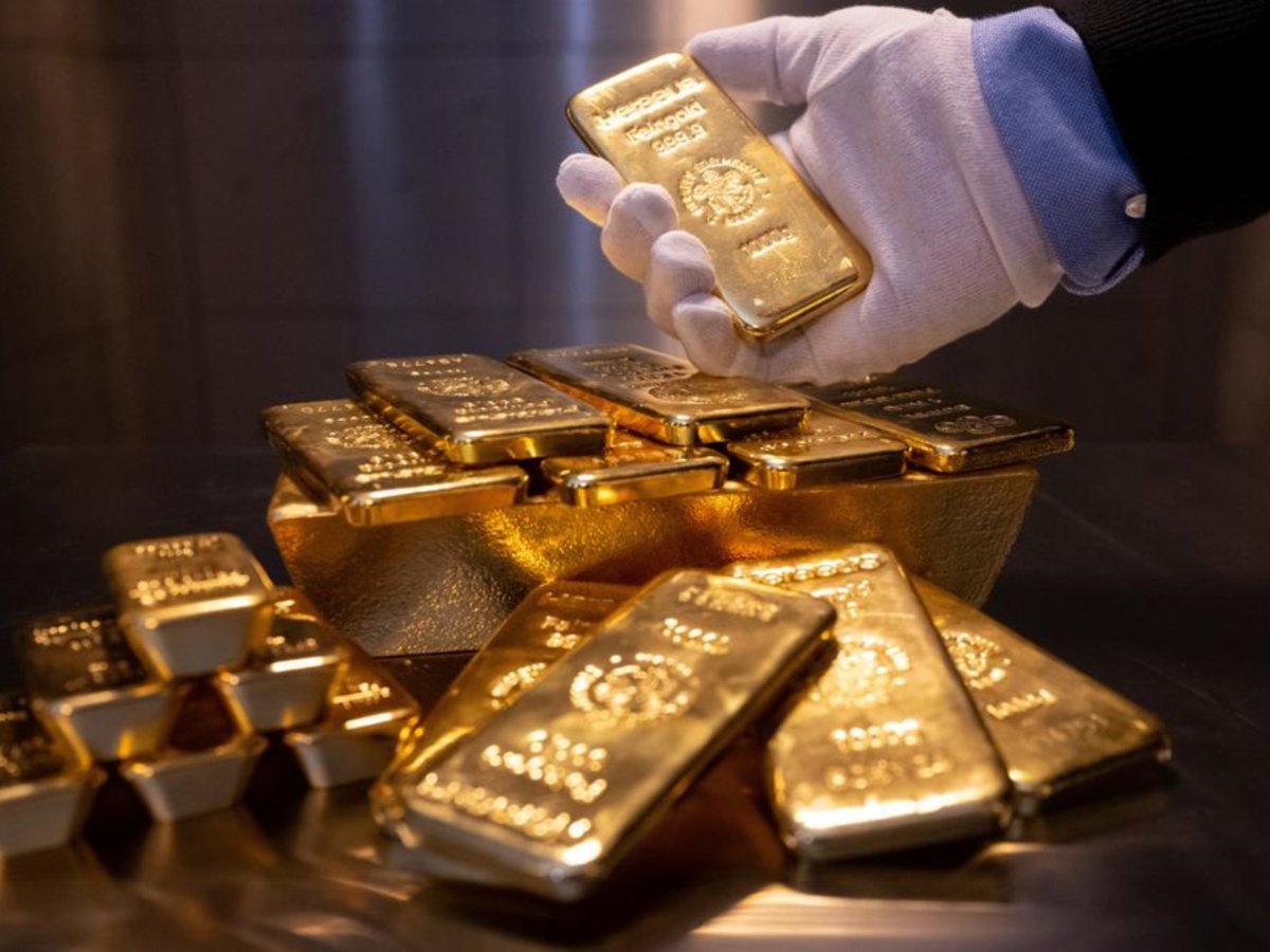 What Trump’s New Tariffs on Swiss Gold Bars Mean for Your Gold Investments