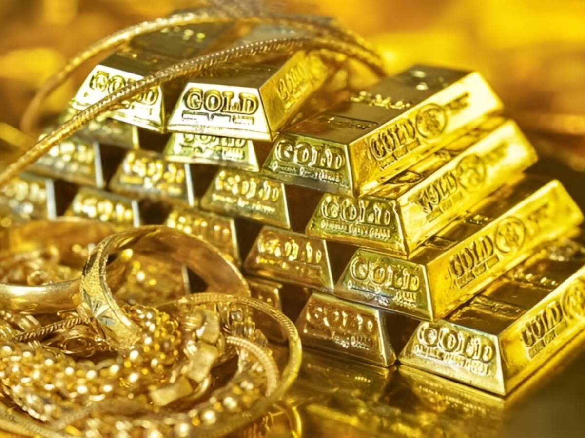 Gold Price Today, August 22: MCX Gold Falls, Check 22k and 24k Rates in Your City
