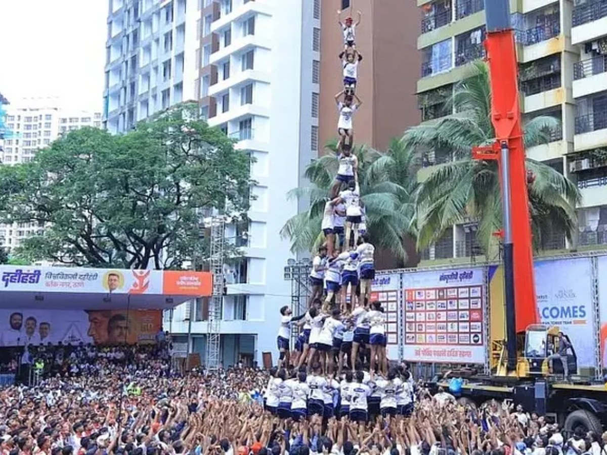 Scaling New Heights: Jogeshwari Govinda Pathak Creates 10-Tier Record at Thane Dahi Handi