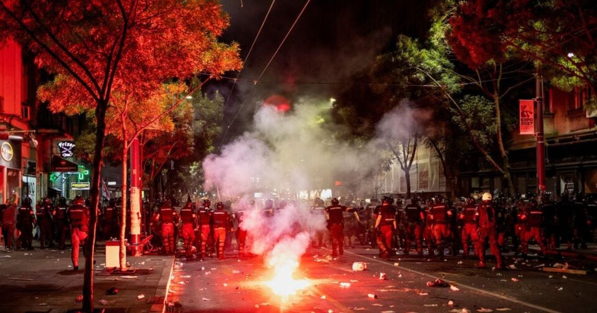 Serbia In Turmoil: Night Of Fire And Flares As Protests Escalate, Police Deploy Teargas