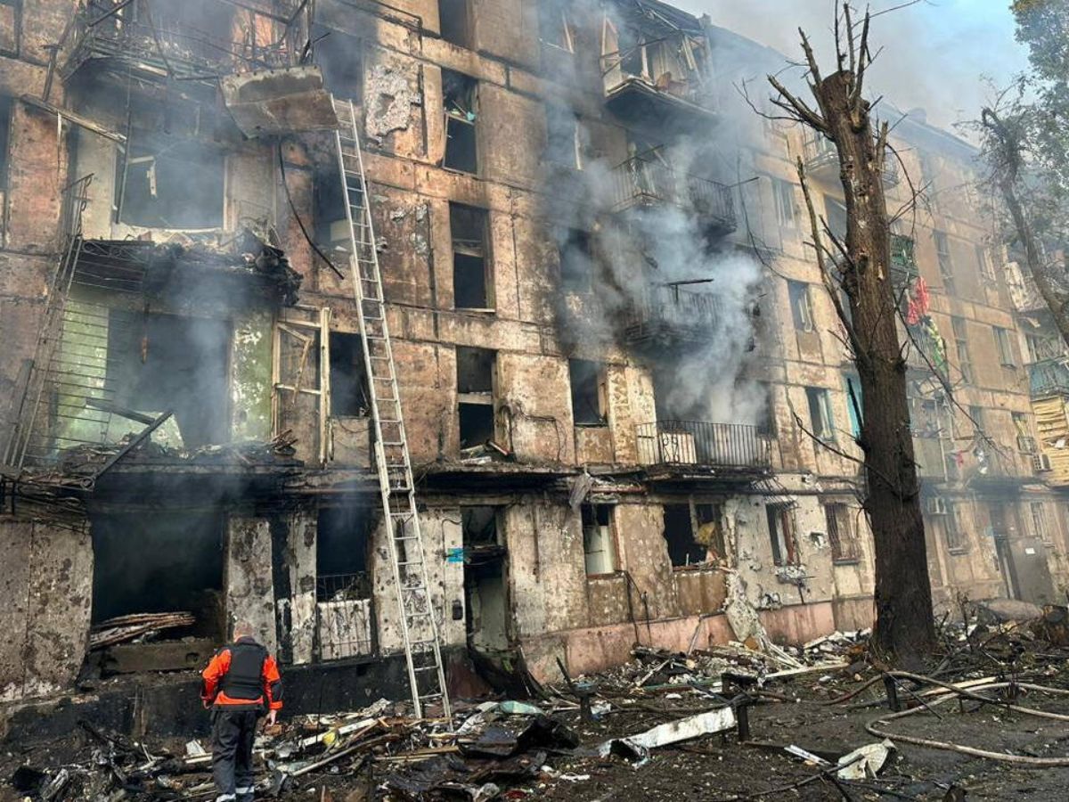 Tug of War in Ukraine: Russia Claims Dnipropetrovsk Village, Kyiv Strikes Back in Donetsk