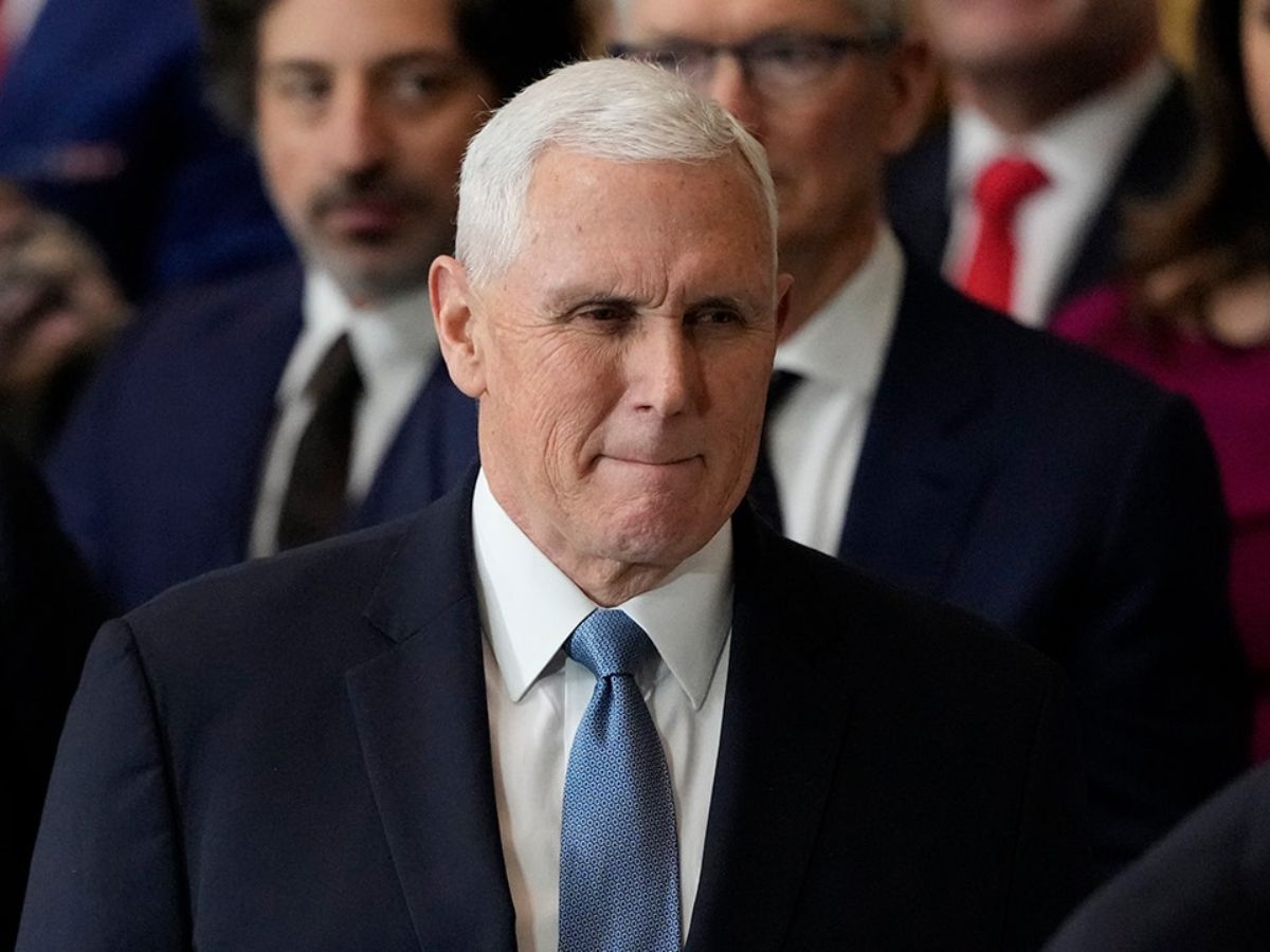 Mike Pence Urges Trump to Hit Putin with ‘Hammer’ Amid Ukraine Peace Talks