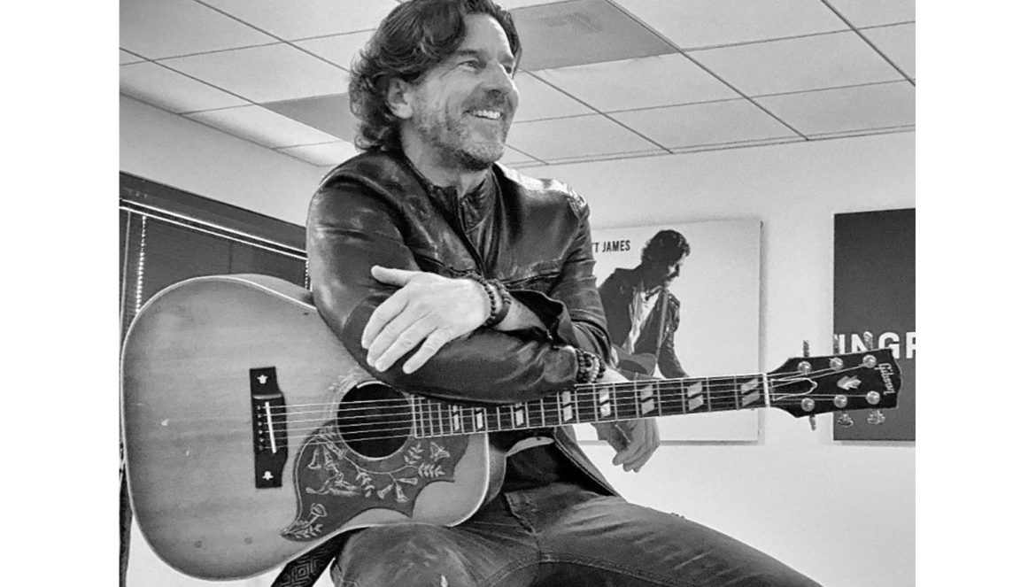 "Jesus, Take the Wheel" songwriter Brett James dies in North Carolina plane crash