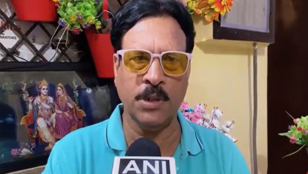 "I want him to pick five wickets": Kuldeep Yadav's childhood coach ahead of Super Four clash vs Pakistan