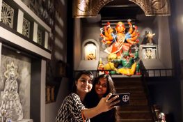 Navratri 2025: From physical activity to balanced meals, experts suggest focusing on hydration, energy-boosting foods, mindful eating