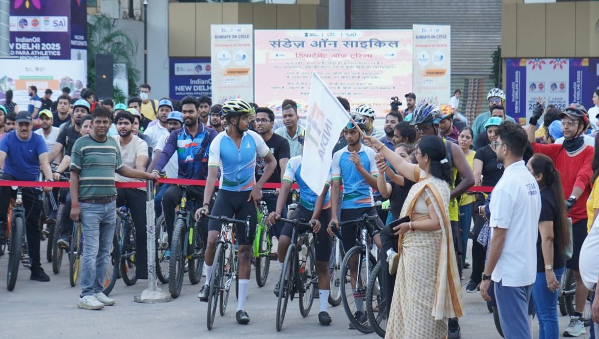Fit India Sundays on Cycle celebrates World Car Free Day in partnership with Department of Tourism