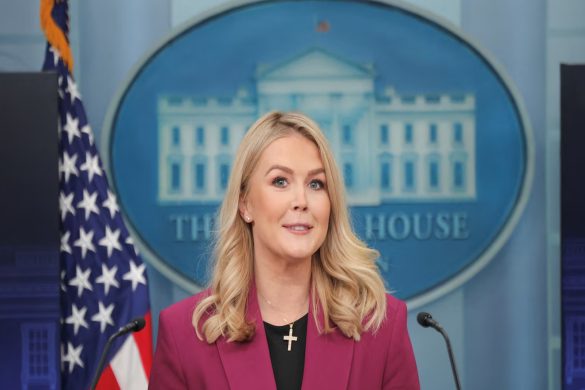 Tiktok to be overseen by Oracle, retrained for US; deal to be signed later this week: White House