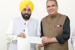 Punjab Minister Sanjeev Arora, industrialists meet CM Bhagwant Mann, contribute Rs 6 cr to 'Mission Chardikala'