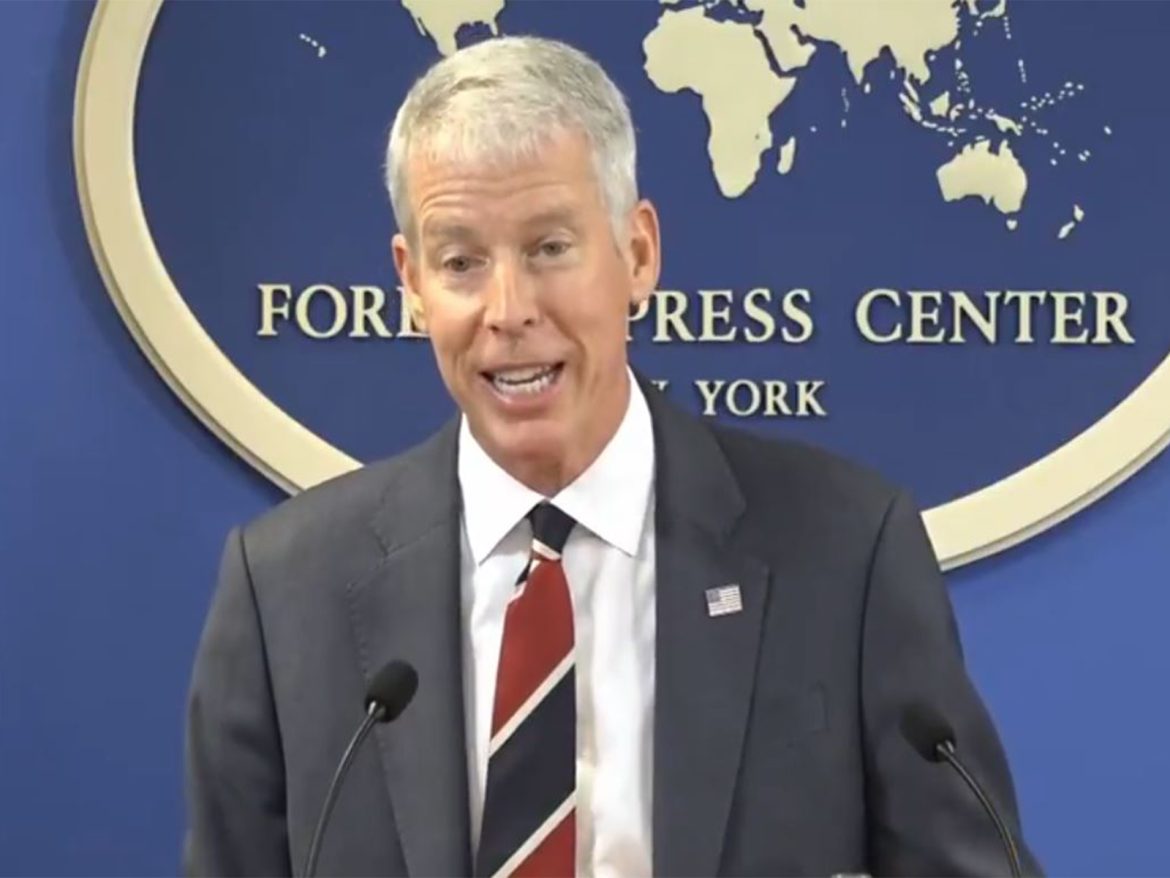 US Energy Secretary "huge fan" of India, says looks forward to "more energy trade with India"