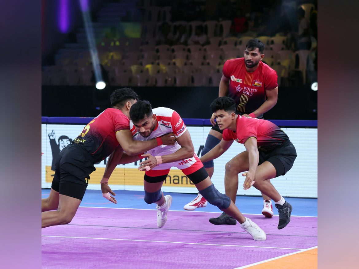 UP Yoddhas survive Alireza Mirzaian's heroics, defeat Bengaluru Bulls in tie-breaker