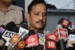 Stone pelting in Bareilly after Friday prayers: Ten policemen injured, IG calls it a "conspiracy"