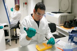 Cambridge scientists create gel that could end arthritis pain