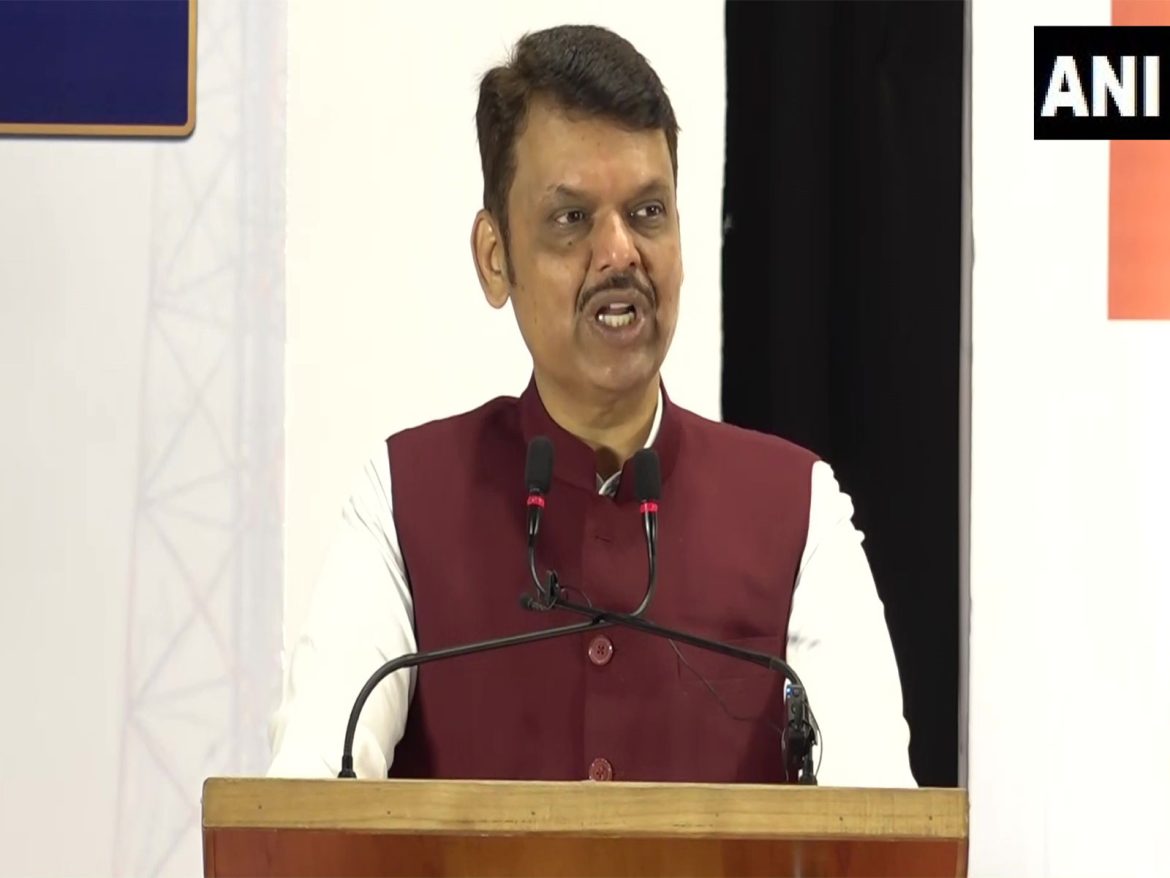 PM Modi inaugurates indigenous 4G mobile network; Maharashtra CM Fadnavis, Dy CM Shinde hail milestone in Pune