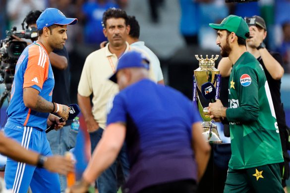 Singed by India in Asia Cup final, Pak Captain claims 'disrespect' to team