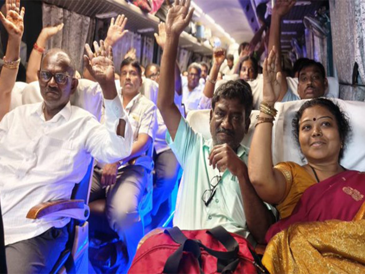 22 stranded Telugu citizens return to India from Nepal: Andhra Minister Lokesh Nara