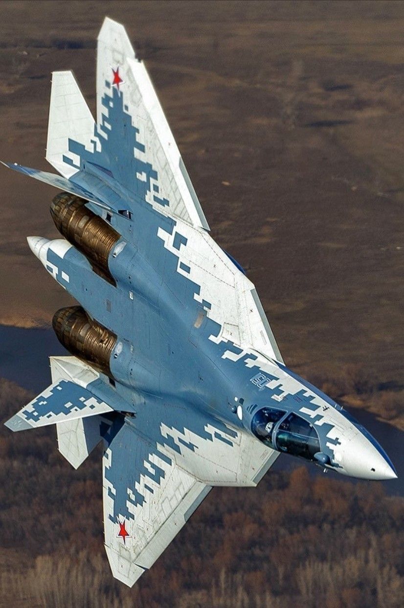 Su-35 fighter jets taking off from a Russian airbase. - Photo Gallery