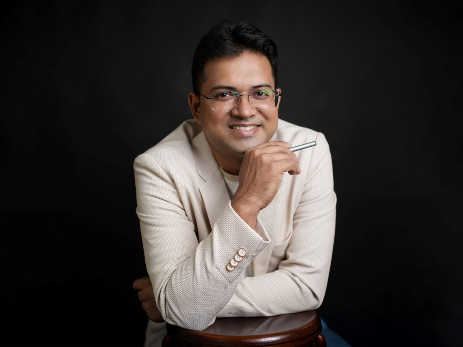 Bridging Hearts and Minds: Abhhinav Pratap’s New Trilogy Unveils the Keys to Understanding Women, Building Connection, and Raising Boys into Gentlemen Bridging Hearts and Minds: Abhhinav Pratap’s New Trilogy Unveils the Keys to Understanding Women, Building Connection, and Raising Boys into Gentlemen