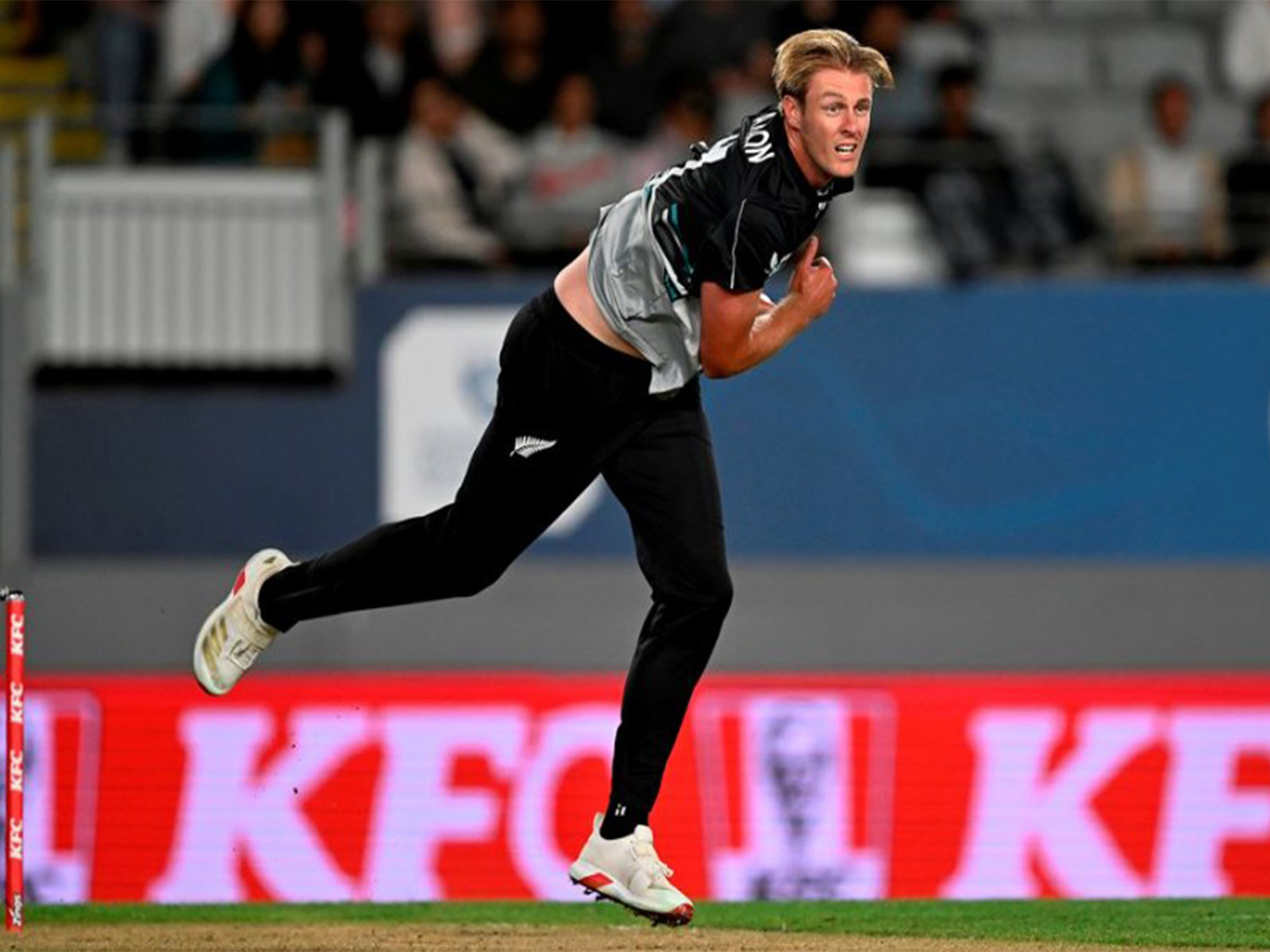 Captain Santner ruled out, Jamieson returns as New Zealand name 14-member squad for T20I series against Australia