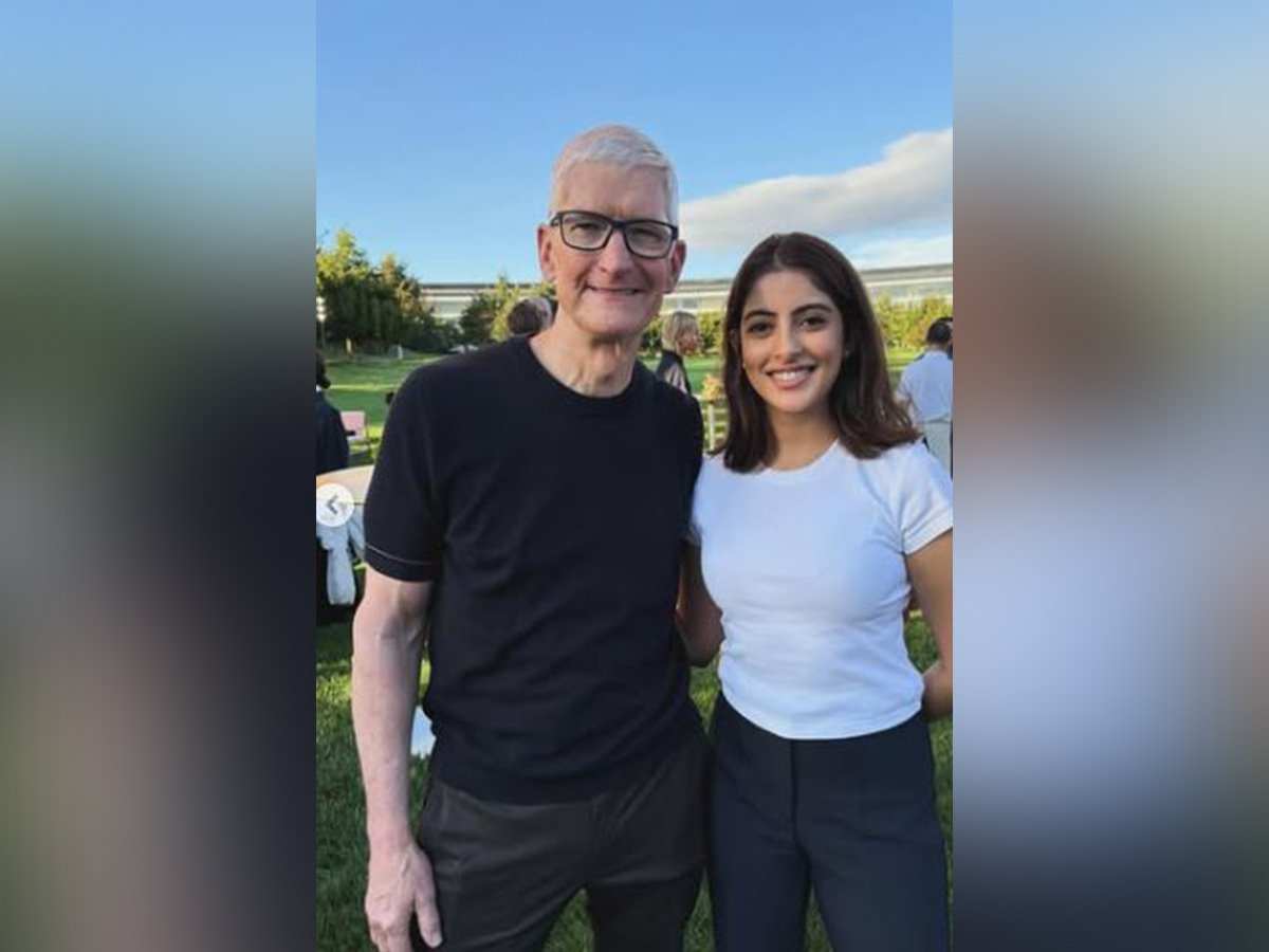 Navya Nanda with Apple CEO Tim Cook (Image source: Instagram) Navya Nanda with Apple CEO Tim Cook (Image source: Instagram)