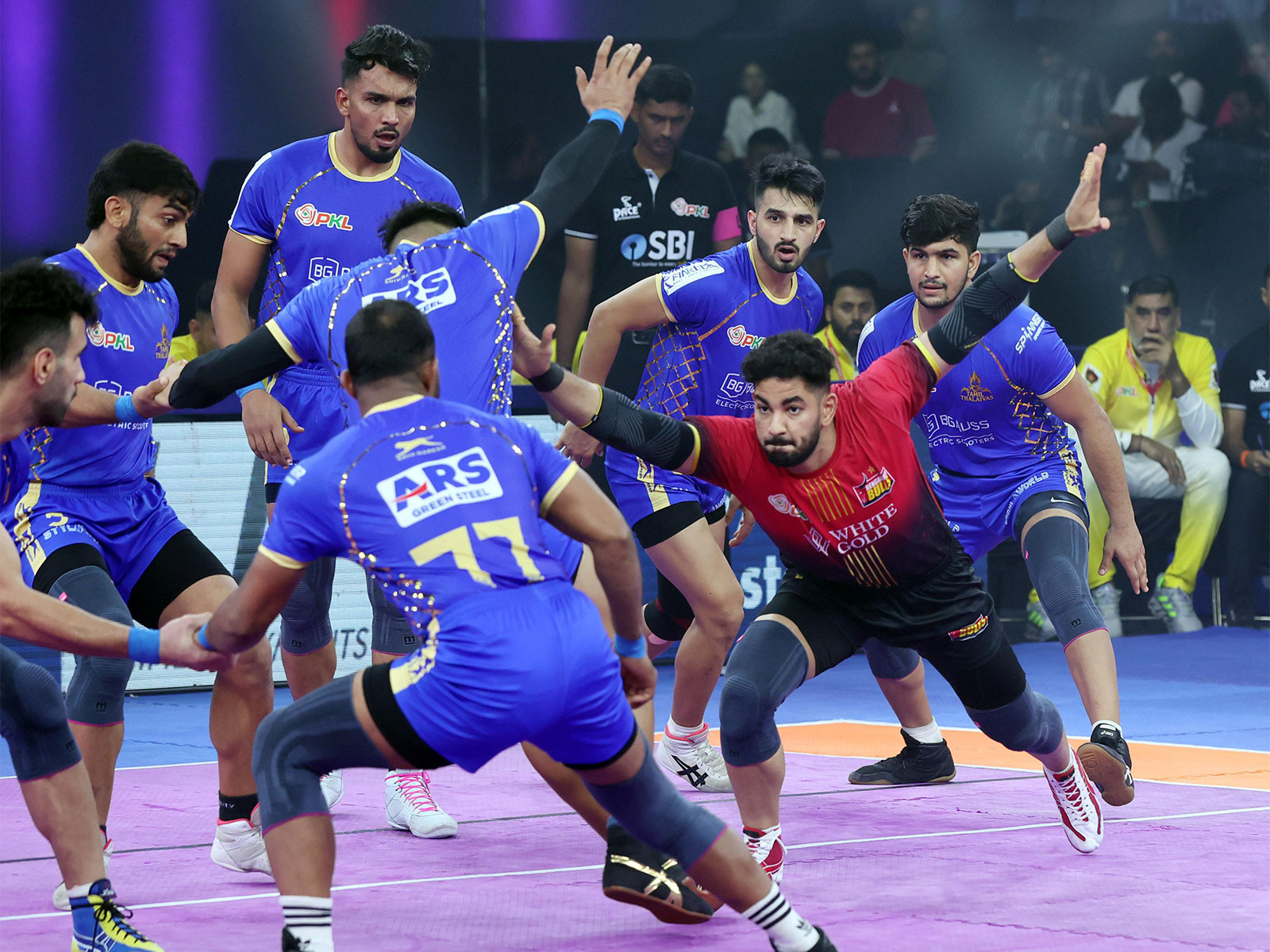 PKL 12: Raid machine Arjun Deshwal leads Tamil Thalaivas to thrilling win over Bengaluru Bulls