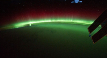 Rare Red Aurora Dazzles Above Earth in NASA Astronaut’s Space Video: Don Pettit Captures