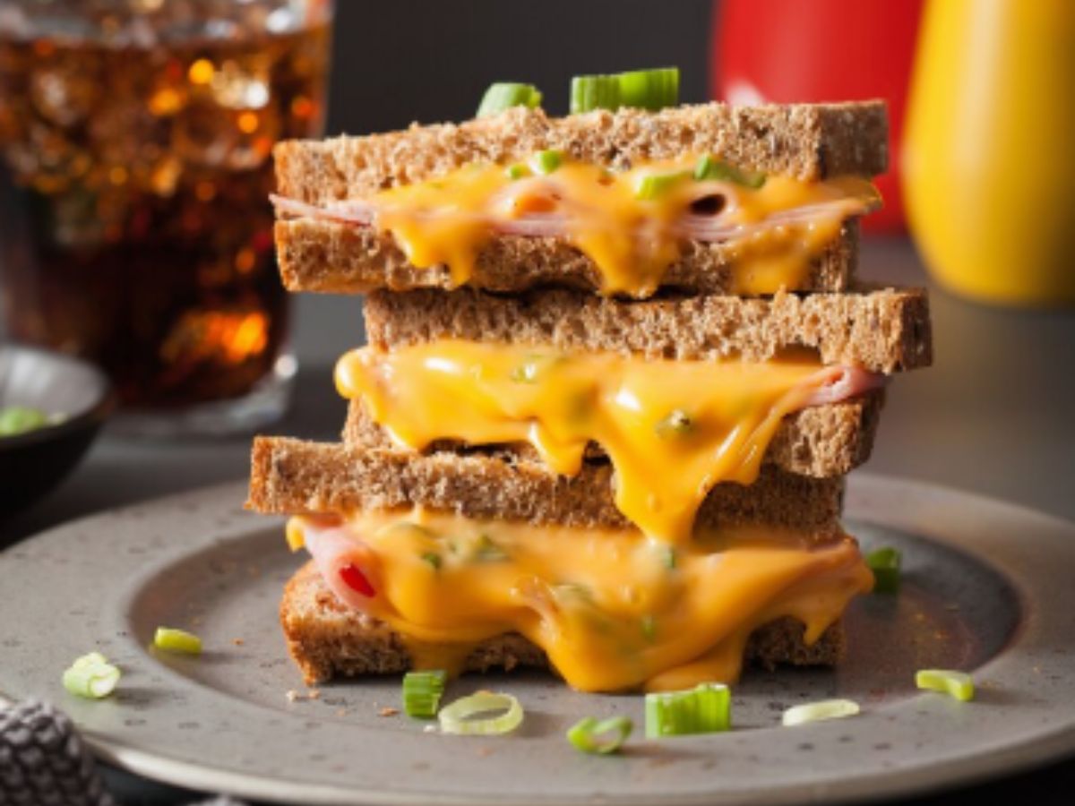 Cheese sandwich Cheese sandwich