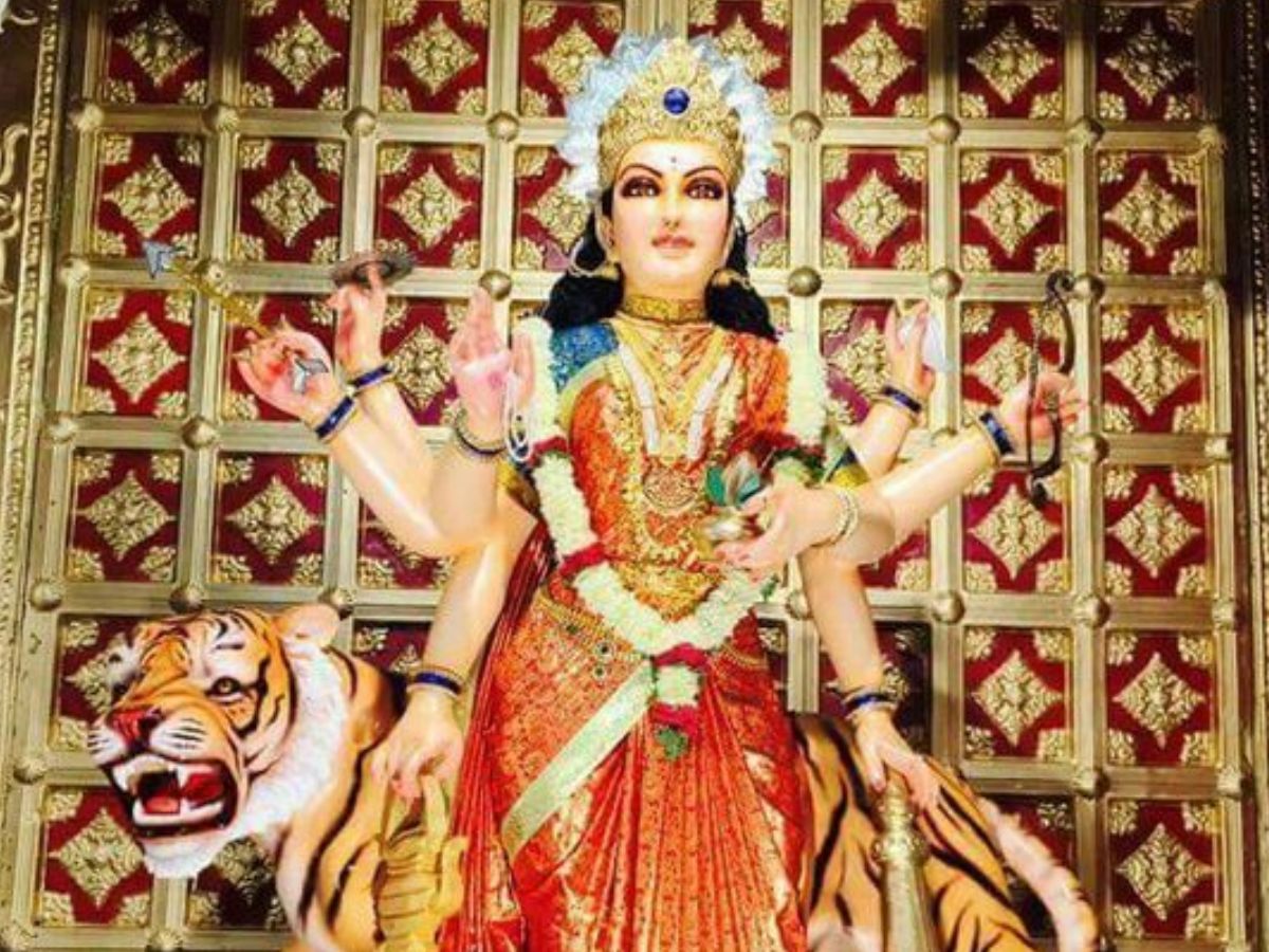 Navratri Day 4: Why Do Devotees Worship Goddess Kushmanda and Wear Yellow?