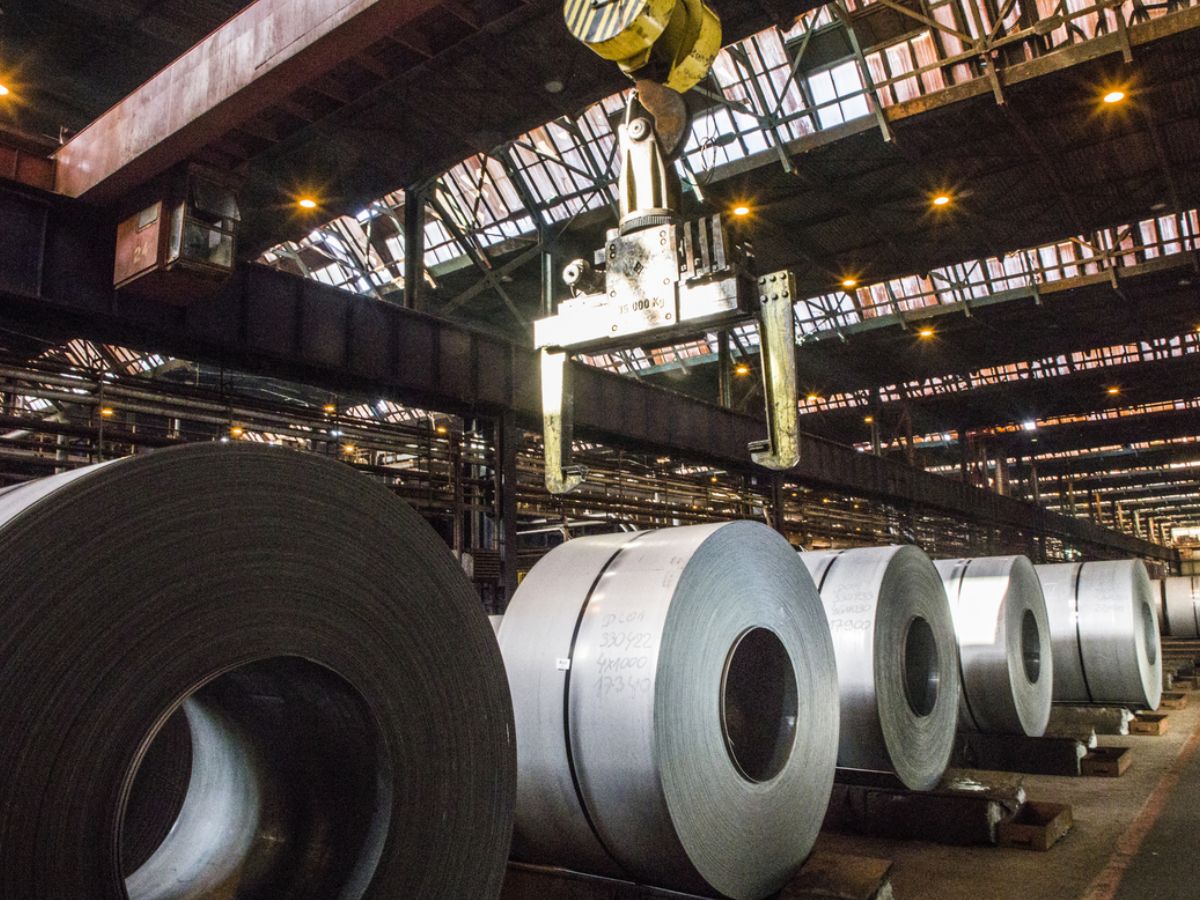 Steel Town’s Clean Energy Project Collapses After Policy Reversal