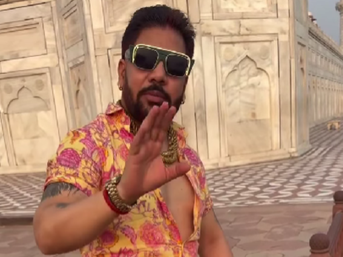 Mika Singh’s Copycat Viral Video Sparks Buzz: Hidden Road Linking Taj Mahal to Red Fort Used by Kings to Escape