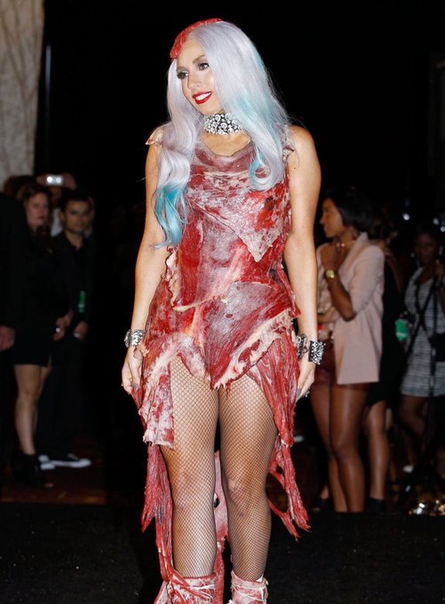 Iconic Hollywood Red Carpet Looks That Defined Fashion History