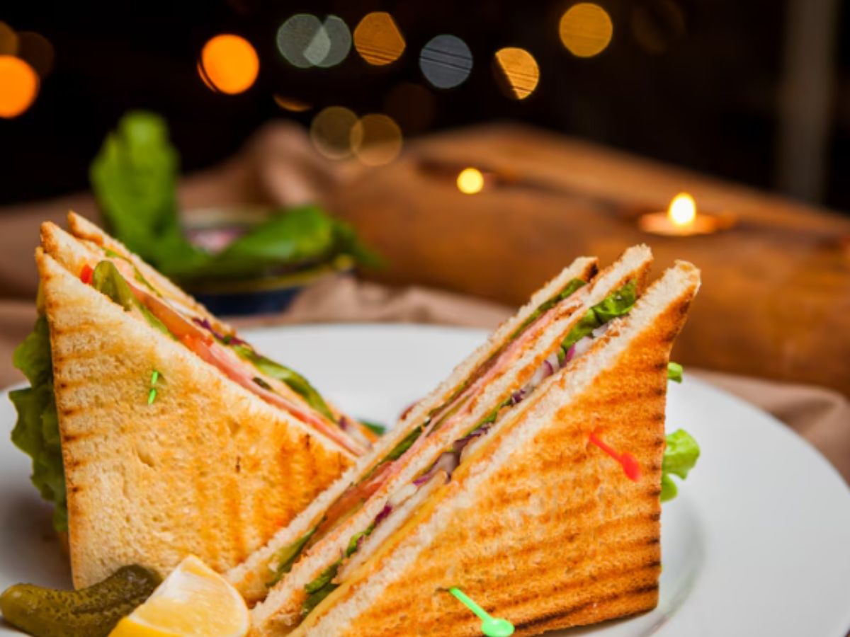 Try These Mouthwatering Sandwiches Without the ‘Aloo’ Filling! | RECIPE