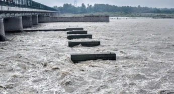 Yamuna River Surges to 207.4m in Delhi, Floods Hit Low-Lying Areas in Delhi & Noida