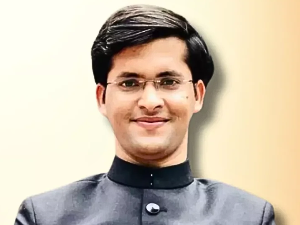 Youngest IAS Officer in India Ansar Shaikh Achieves UPSC Success at 21