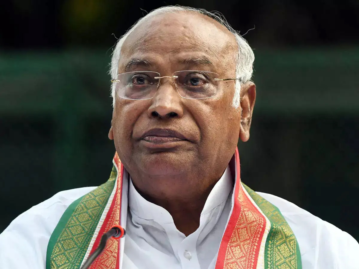 Congress President Mallikarjun Kharge Admitted to Bengaluru Hospital, Stable Condition