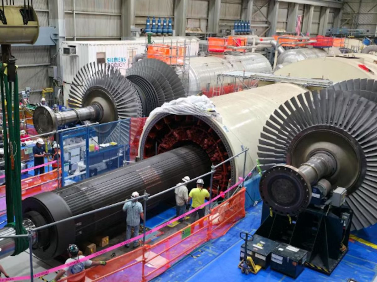 Contractor Accident at Palisades Nuclear Plant Highlights Safety Risks | Minor Injuries Reported